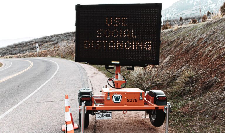 sign use social distancing