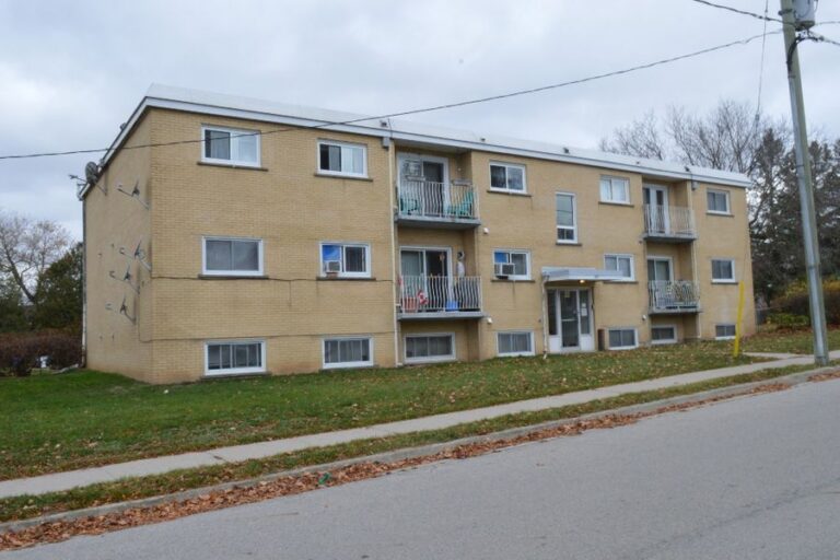 12-unit apartment building sold on Garden Street, Cambridge