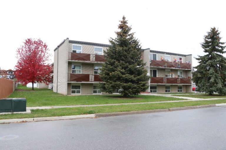 26-unit apartment building sold on Winter Avenue, Cambridge