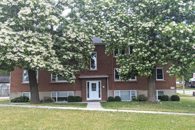6-unit apartment building sold on Dolph St S, Cambridge