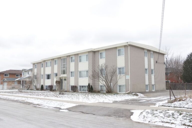 11-unit apartment building sold on Harold Avenue, Kitchener