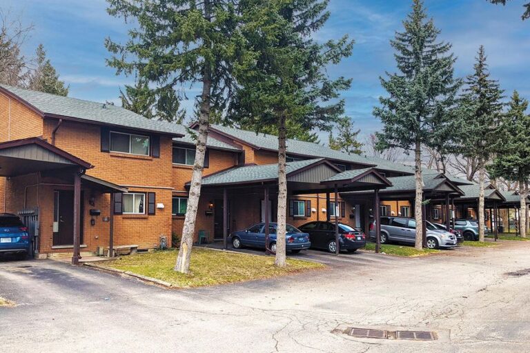 29-unit apartment building sold on Centreville, Kitchener