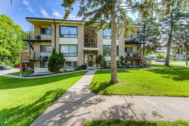 6-unit apartment building sold on Barbara Crescent, Kitchener