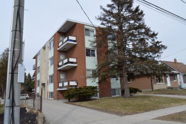8-unit apartment building sold on Prospect Avenue, Kitchener