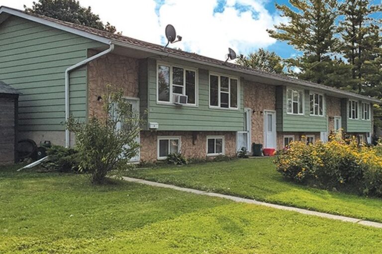 6-unit apartment building sold on William Street, Palmerston