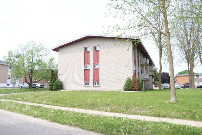 11-unit apartment building sold on Silverbirch Road, Waterloo