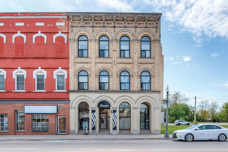 5-unit apartment building sold on Dundas St, Woodstock